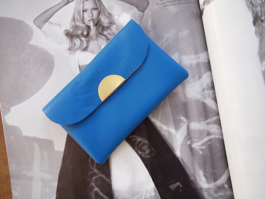 Pochette Luna Ame Noir Vert Bleu Camel