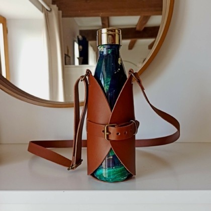 Porte gourde l'atelier Ame cognac